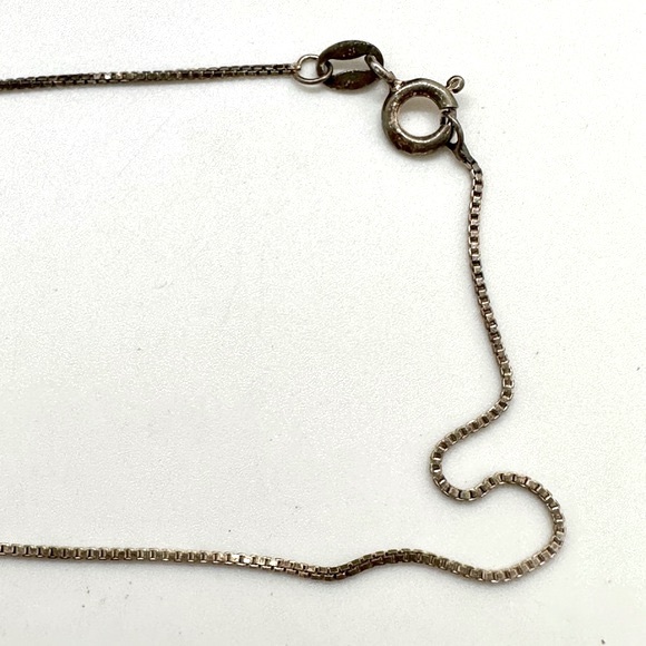 Vintage Silver Cartouche Pendant Necklace - Picture 7 of 14